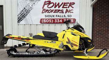 2015 SKI DOO SUMMIT  X 800 163