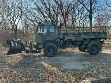 1998 STEWART & STEVENSON M1078