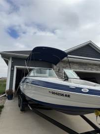 2019 CROWNLINE 205 SS