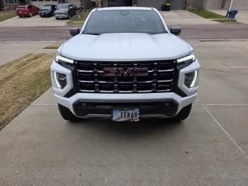 2025 GMC CANYON AT4
