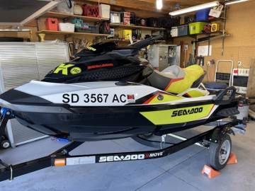 2014 SEADOO WAKEPRO 215