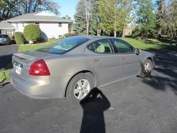 2006 PONTIAC GRAND PRIX