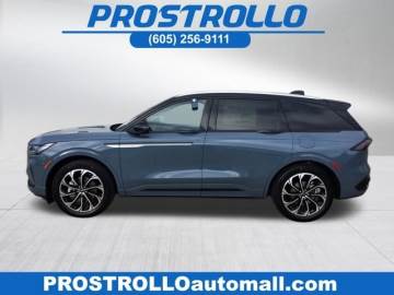 2026 LINCOLN NAUTILUS