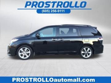 2013 TOYOTA SIENNA