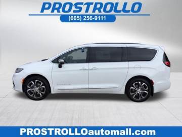 2026 CHRYSLER PACIFICA