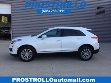 2017 CADILLAC XT5