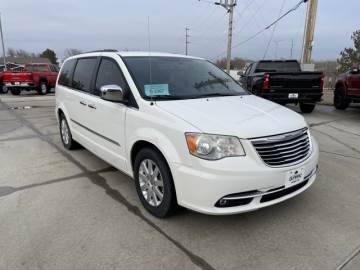 2012 CHRYSLER TOWN & COUNTRY