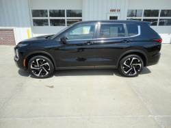 2023 MITSUBISHI OUTLANDER