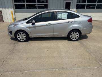 2013 FORD FIESTA
