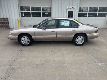 1993 PONTIAC BONNEVILLE