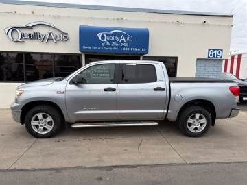 2011 TOYOTA TUNDRA
