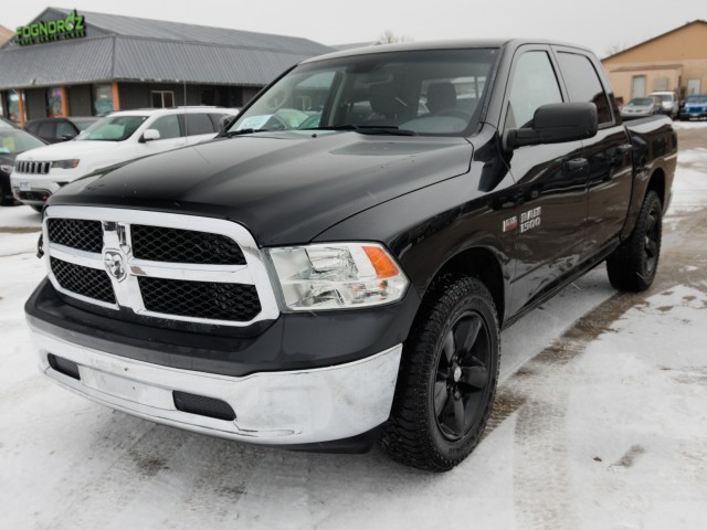 2017 RAM Ram 1500 SLT