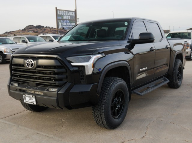 2024 Toyota Tundra SR5's photo
