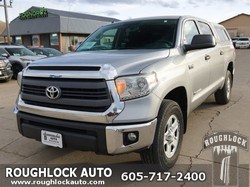 2015 Toyota Tundra 4WD Truck