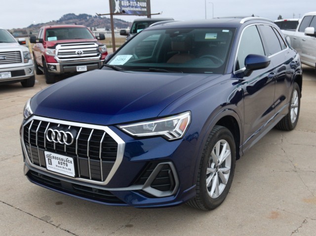 2023 Audi Q3 S Line Premium's photo