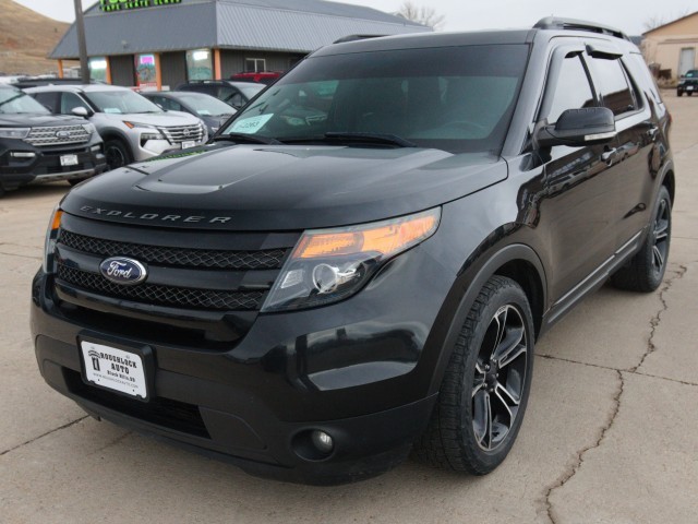 2015 Ford Explorer Sport's photo
