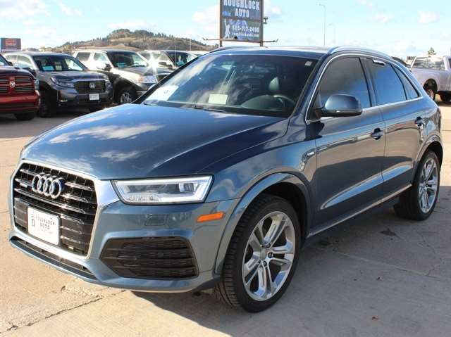 2016 Audi Q3