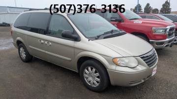 2005 CHRYSLER TOWN & COUNTRY