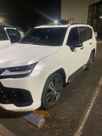 2024 LEXUS LX