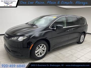 2024 CHRYSLER VOYAGER