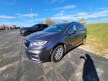 2022 CHRYSLER PACIFICA