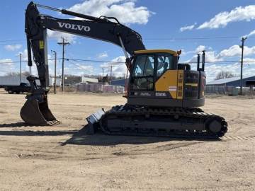 2024 VOLVO CONSTRUCTION EQUIPMENT MEDIUM CRAWLER EXCAVATORS ECR235E