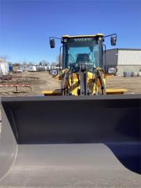 2024 VOLVO CONSTRUCTION EQUIPMENT COMPACT WHEEL LOADERS L35