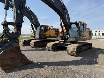 2024 VOLVO CONSTRUCTION EQUIPMENT LARGE CRAWLER EXCAVATORS EC300E