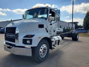 2024 MACK MD6
