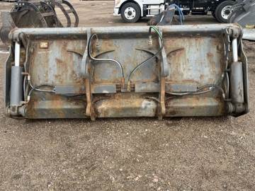 2000 JRB 4 IN 1 BUCKET