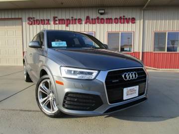 2017 AUDI Q3