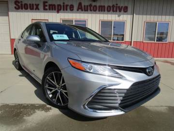 2024 TOYOTA CAMRY