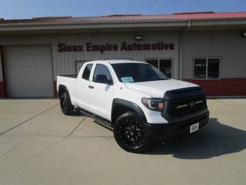 2017 TOYOTA TUNDRA