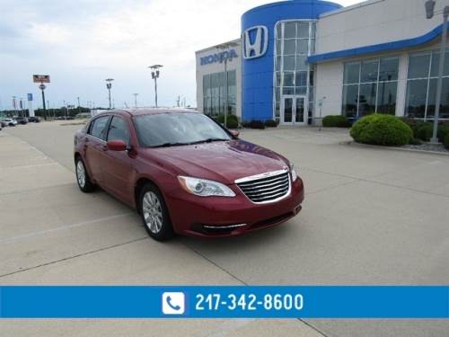 2013 CHRYSLER 200