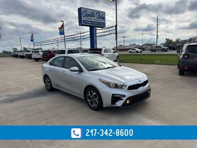2019 Kia Forte LXS AT's photo