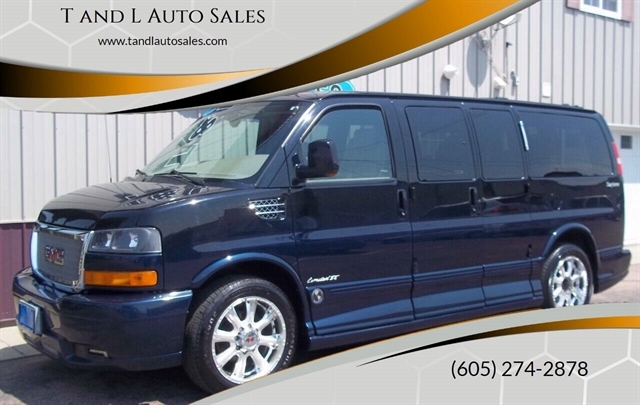 2012 Chevrolet Express's photo