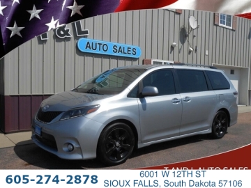 2015 TOYOTA SIENNA