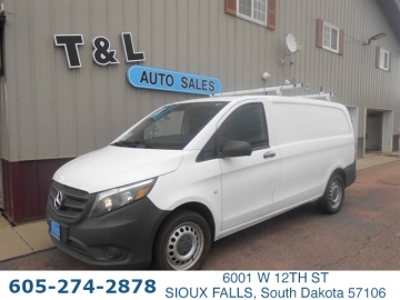2017 MERCEDES-BENZ METRIS CARGO VAN