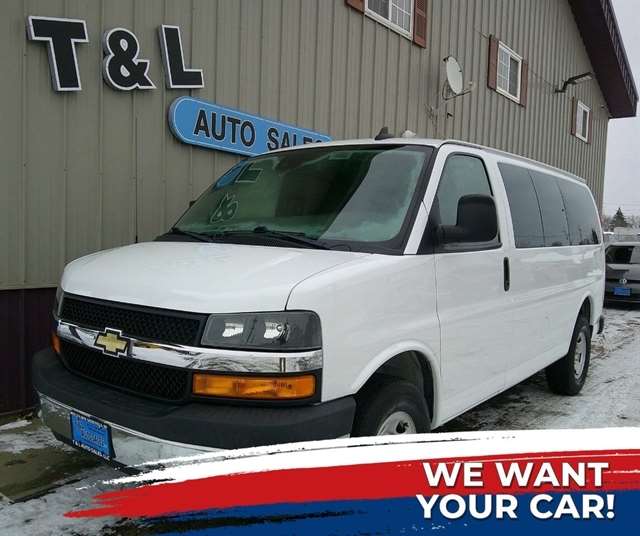 2012 Chevrolet Express's photo
