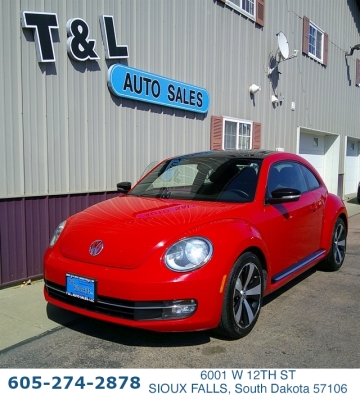 2012 VOLKSWAGEN BEETLE