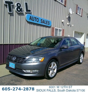 2014 VOLKSWAGEN PASSAT