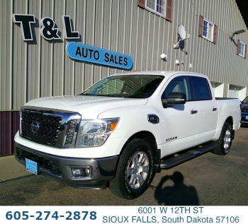 2017 Nissan Titan