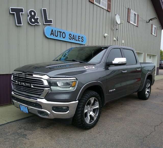 2019 RAM 1500 Classic Warlock 4x4 Quad Cab 6'4's photo