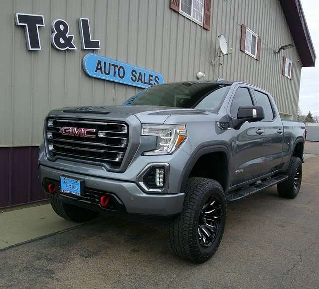 2020 GMC Sierra 4WD Crew Cab Standard Box AT4's photo