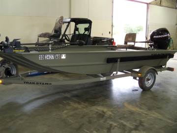 2011 TRACKER GRIZZLY 1648