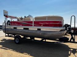 2017 SUN TRACKER PARTY BARGE 18 DLX