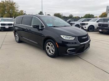 2024 Chrysler Pacifica
