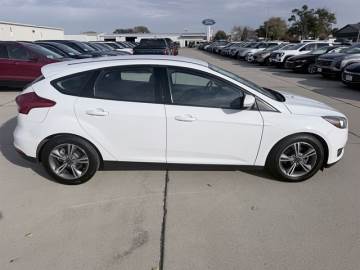 2016 FORD FOCUS