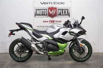 2024 KAWASAKI NINJA