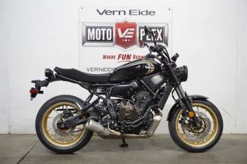 2025 YAMAHA XSR700